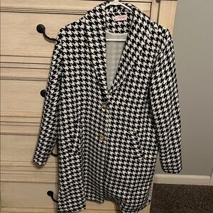 Pink Lily Black and White Houndstooth coat